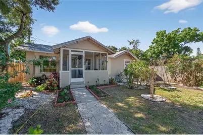 2700 25th Avenue N, Saint Petersburg, FL 33713 - Photo 1