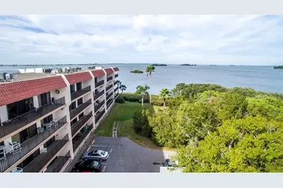2700 Bayshore Boulevard #11-105, Dunedin, FL 34698 - Photo 2