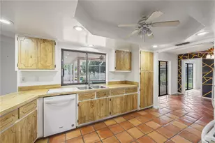 702 SE 36th St, Cape Coral, FL 33904 - Photo 10