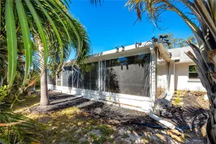 1869 Seton Dr, Clearwater, FL 33763 - Photo 32