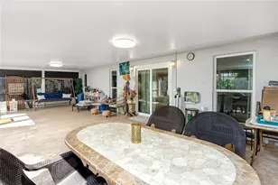 1869 Seton Dr, Clearwater, FL 33763 - Photo 14