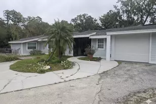 1518 Dawn Heights Dr, Lakeland, FL 33801 - Photo 2