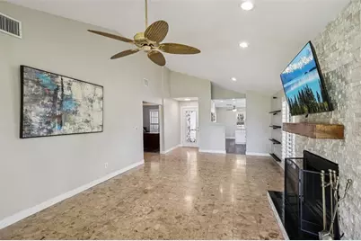 4234 Golf Club Lane, Tampa, FL 33618 - Photo 6