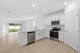 13502 Tropical Breeze Wy, Hudson, FL 34669 - Photo 8