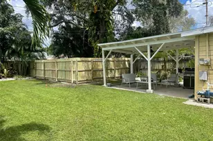 1421 55th Ave N, Saint Petersburg, FL 33703 - Photo 26