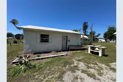 1210 Sweeney Drive, Ruskin, FL 33570 - Photo 18