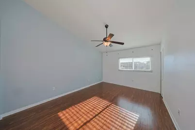 12855 Kings Crossing Drive, Gibsonton, FL 33534 - Photo 18