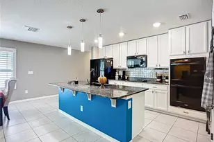 7707 Sunshine Bridge Ave, Gibsonton, FL 33534 - Photo 8