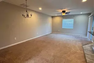 5051 Cactus Needle Ln, Wesley Chapel, FL 33544 - Photo 4