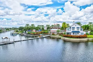 5610 Golden Isles Dr, Apollo Beach, FL 33572 - Photo 62