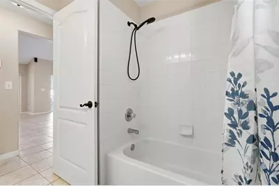 2213 Towering Oaks Circle, Seffner, FL 33584 - Photo 30