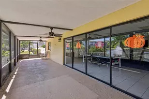 5849 Park St N, Saint Petersburg, FL 33709 - Photo 80