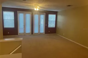 3002 Pointeview Dr, Tampa, FL 33611 - Photo 6