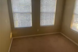 3002 Pointeview Dr, Tampa, FL 33611 - Photo 10