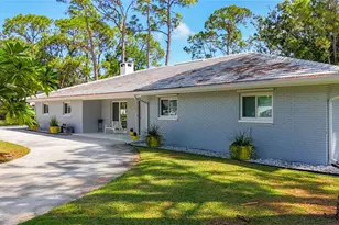 8693 15th St N, Saint Petersburg, FL 33702 - Photo 12