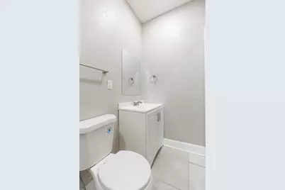 5211 E 17th, Tampa, FL 33619 - Photo 26