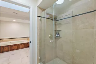 2371 Landings Cir, Bradenton, FL 34209 - Photo 32