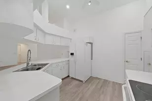2130 Saxon Ln, Lakeland, FL 33810 - Photo 22