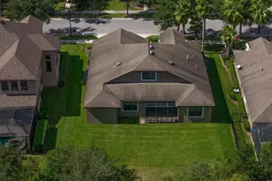 7911 Hampton Lake Dr, Tampa, FL 33647 - Photo 32
