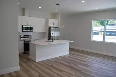 2644 42nd Avenue N, Saint Petersburg, FL 33714 - Photo 6