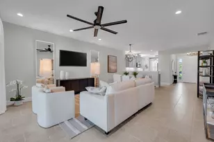 4922 Sienna Isles Ave, Wimauma, FL 33598 - Photo 10