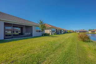 4922 Sienna Isles Ave, Wimauma, FL 33598 - Photo 26