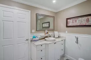 1720 Richard Ervin Pkwy, Tarpon Springs, FL 34688 - Photo 52