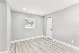 5 W Spanish Main St, Tampa, FL 33609 - Photo 36