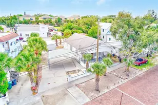 632 Cross St, Tarpon Springs, FL 34689 - Photo 32