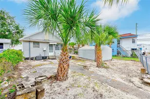 632 Cross St, Tarpon Springs, FL 34689 - Photo 30