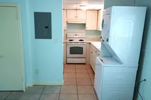 5712 Townhouse Dr, New Port Richey, FL 34652 - Photo 16