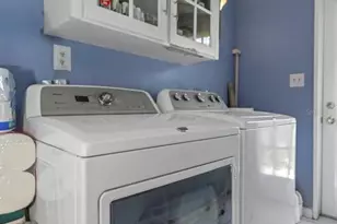 109 Ponce De Leon Blvd, Belleair, FL 33756 - Photo 22