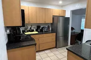 7216 9th Ave N, Saint Petersburg, FL 33710 - Photo 4