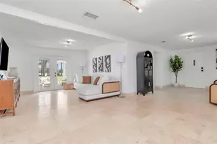 19207 Crooked Ln, Lutz, FL 33548 - Photo 8