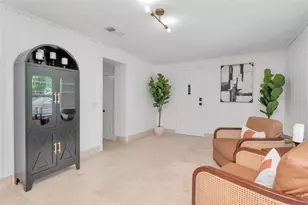 19207 Crooked Ln, Lutz, FL 33548 - Photo 12