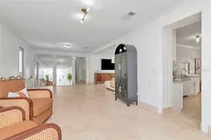 19207 Crooked Ln, Lutz, FL 33548 - Photo 10