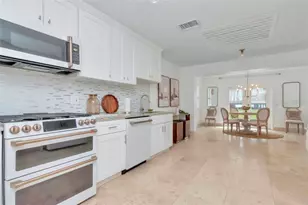 19207 Crooked Ln, Lutz, FL 33548 - Photo 16