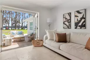 19207 Crooked Ln, Lutz, FL 33548 - Photo 2