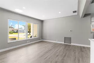 801 63rd Ave S, Saint Petersburg, FL 33705 - Photo 6