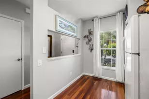6025 Bayside Key Dr, Tampa, FL 33615 - Photo 14