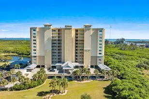 10851 Mangrove Cay Ln NE, Saint Petersburg, FL 33716 - Photo 1