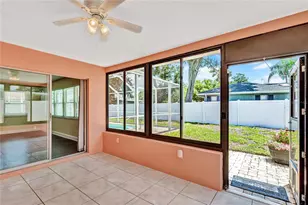 3260 Parkway Pl, Palm Harbor, FL 34684 - Photo 30