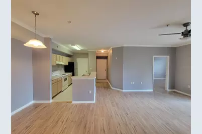 5608 Pinnacle Heights Circle #302, Tampa, FL 33624 - Photo 4