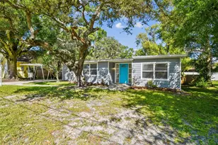 1507 W Le Compte Dr, Tampa, FL 33604 - Photo 4