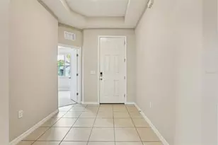 1027 Ocean Spray Dr, Ruskin, FL 33570 - Photo 4
