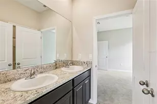 1027 Ocean Spray Dr, Ruskin, FL 33570 - Photo 40