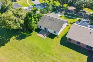 6549 Foxmoor Dr, Zephyrhills, FL 33542 - Photo 24