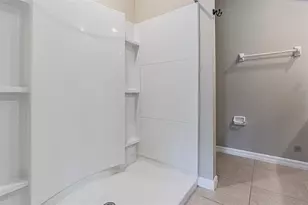 10853 Trailing Vine Dr, Tampa, FL 33610 - Photo 18