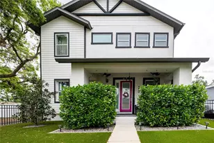 350 28th St S, Saint Petersburg, FL 33712 - Photo 1