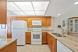 3310 Lori Ln, New Port Richey, FL 34655 - Photo 6